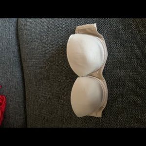 Strapless bra